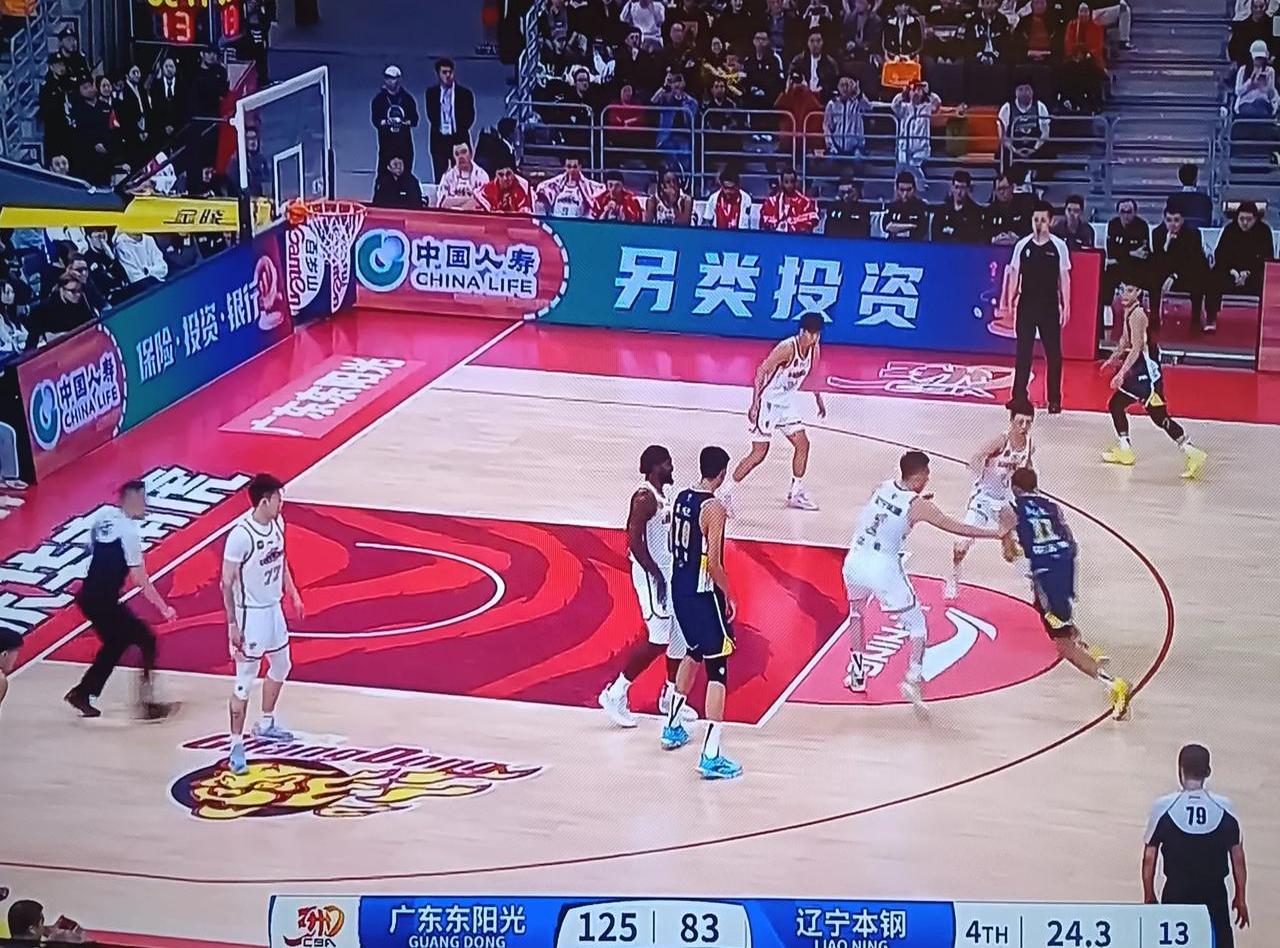 辽宁男篮遭遇惨败，球队迅速调整的简单介绍